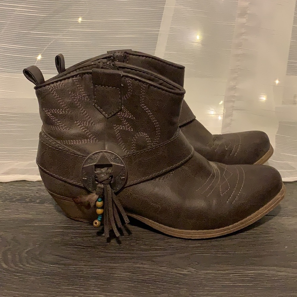 Big Buddha Cowboy Boots